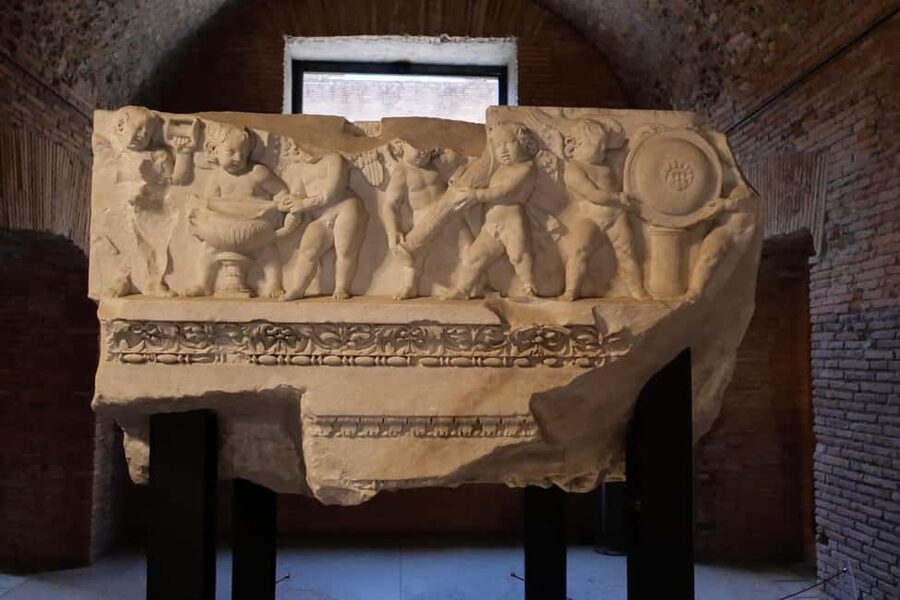 Rome: Trajan's Markets & Museum of The Imperial Fora Tour - Views across the Imperial Fora