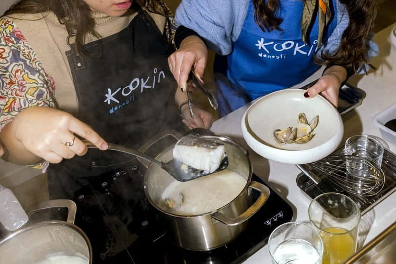 San Sebastián: Market Tour and Basque Cooking Class English - Who should book this experience
