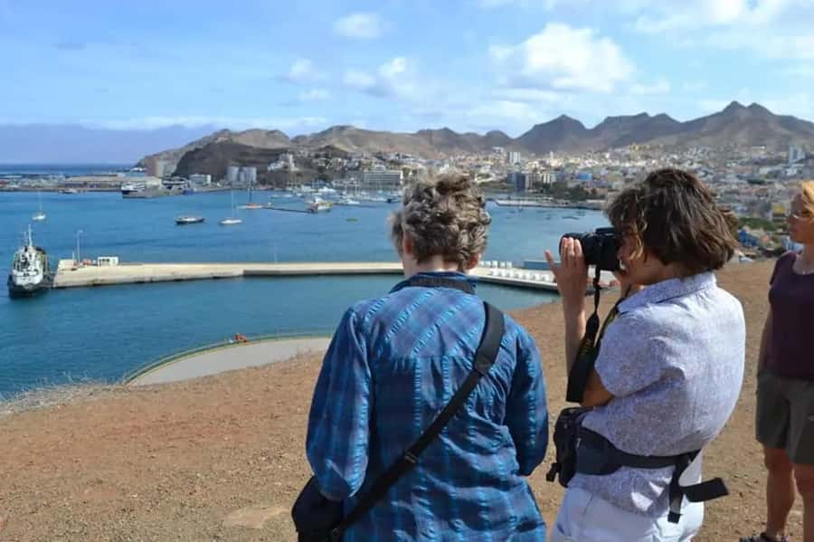 São Vicente: Markets, Mountains, Fishing Villages & Beaches - Salamansa, a fishing village with a quiet beach