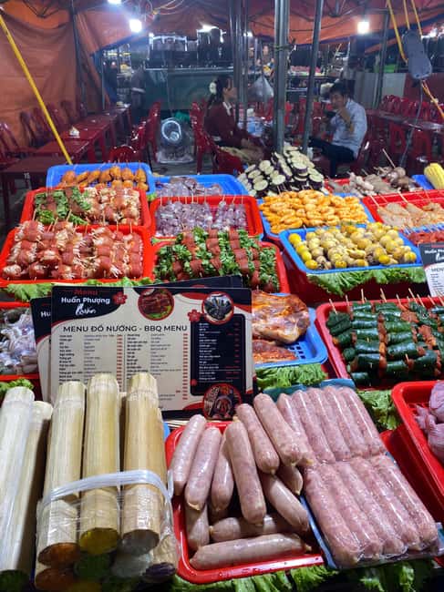 Sapa Night Market Experience – BBQ, Hotpot & Black Chicken - What the $10 price really covers