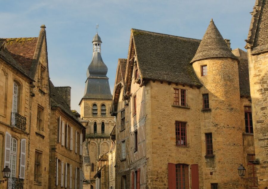 Sarlat Gourmet Tour & Market Visit with Tastings - Why this Sarlat food walk works so well