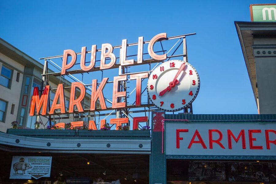 Seattle: Pike Place Market Guided Tasting Tour - Starting at the north end near Honest Biscuits