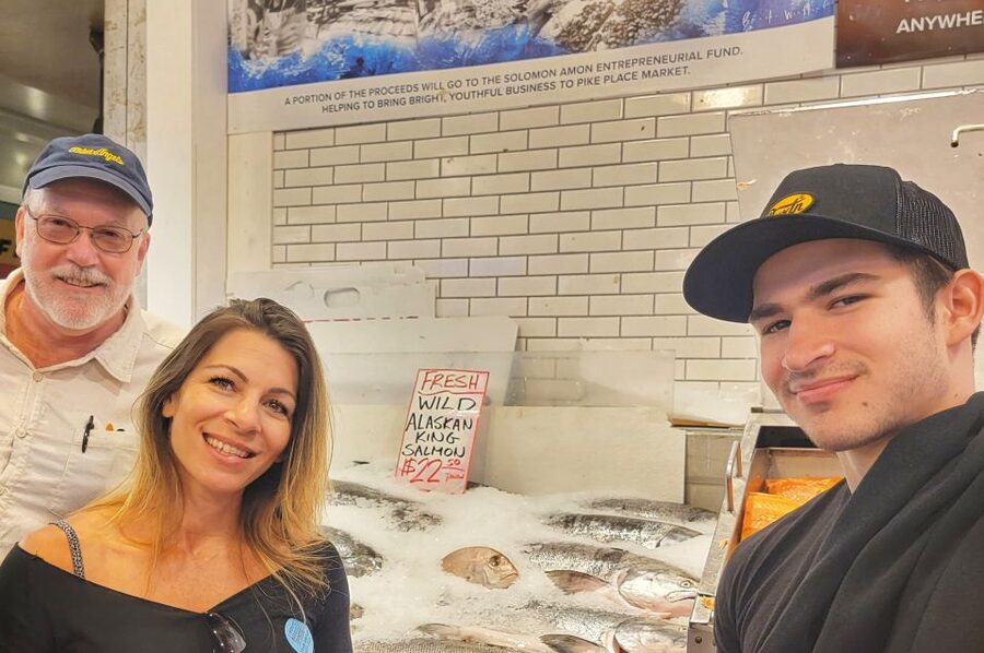 Seattle: Pike Place Market Seafood Tasting Tour - Key points to know