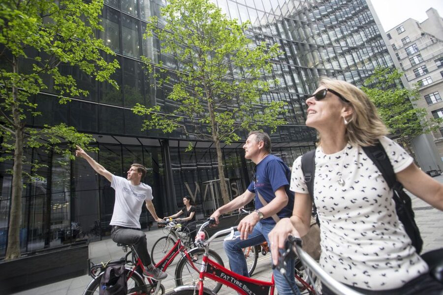 Secrets of London Bike Tour: Thames, Tower Bridge & Market - Following the Thames past Londons major sights