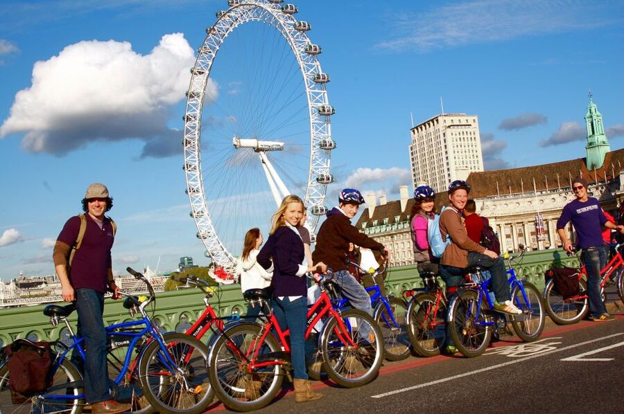 Secrets of London Bike Tour: Thames, Tower Bridge & Market - How demanding is the ride?