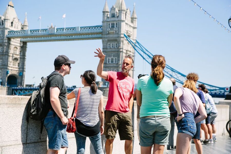 Secrets of London Bike Tour: Thames, Tower Bridge & Market - Who will get the most from this tour?
