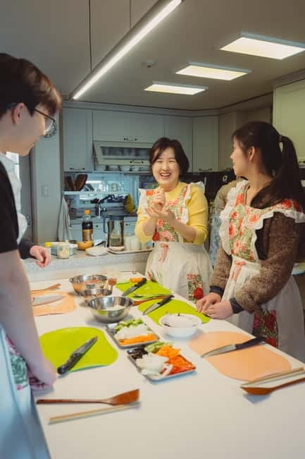 Seoul: Authentic Korean Cooking Class and Market Tour - Shopping for ingredients at a local market