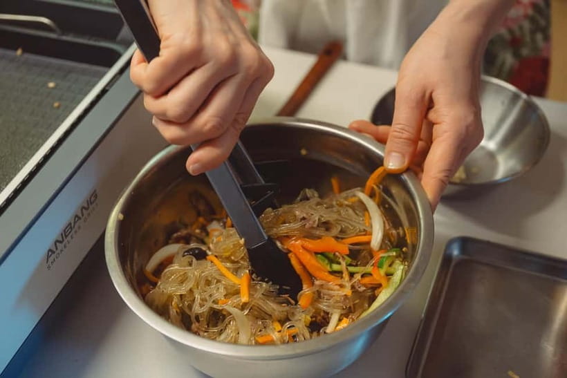 Seoul: Authentic Korean Cooking Class and Market Tour - Cooking inside a Korean family home