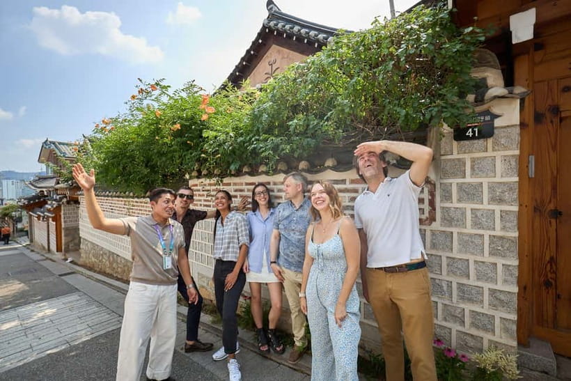 Seoul: Bukchon Village, Gyeongbokgung, Gwangjang Market - Starting near Myeongdong