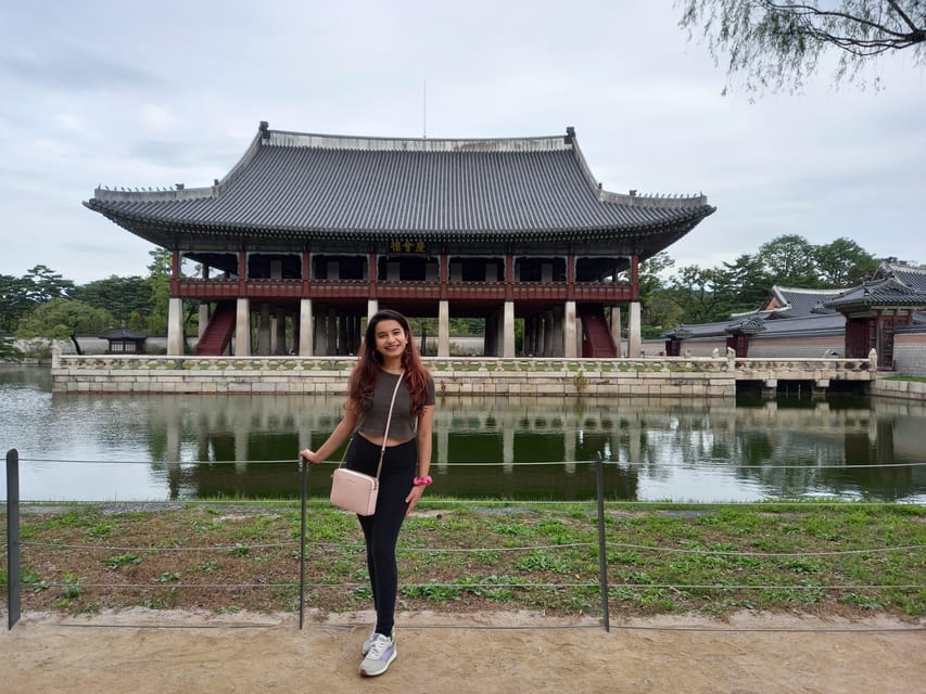 Seoul: Full-Day Guided Tour to Gyeongbokgung, Bukchon & More - N Seoul Tower and the view from Namsan