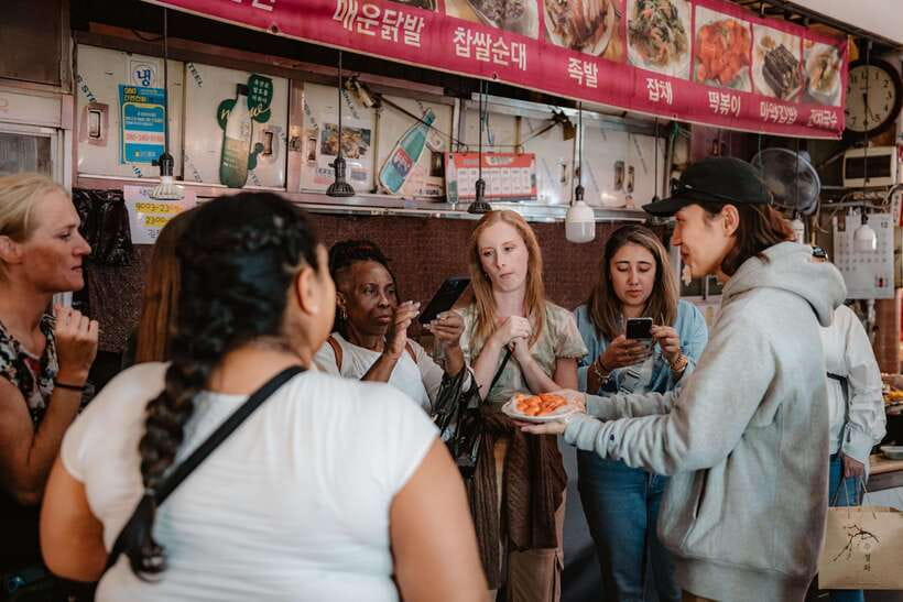 Seoul: Night Market Food Tour with Local Guide - Why Gwangjang Market works so well at night