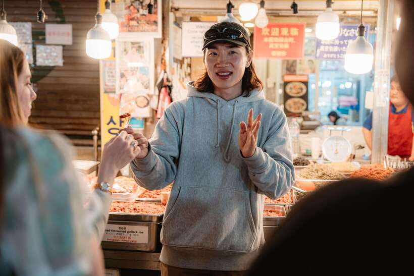 Seoul: Night Market Food Tour with Local Guide - What you may eat, from mung bean pancakes to live octopus
