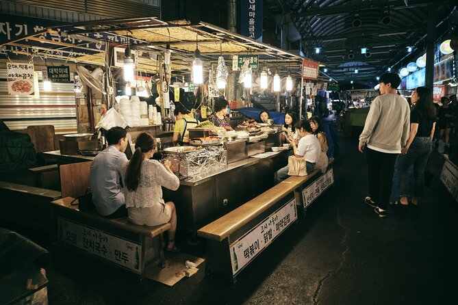 Seoul Night Palace & Market Food Tour with Vehicle - Who should book this evening