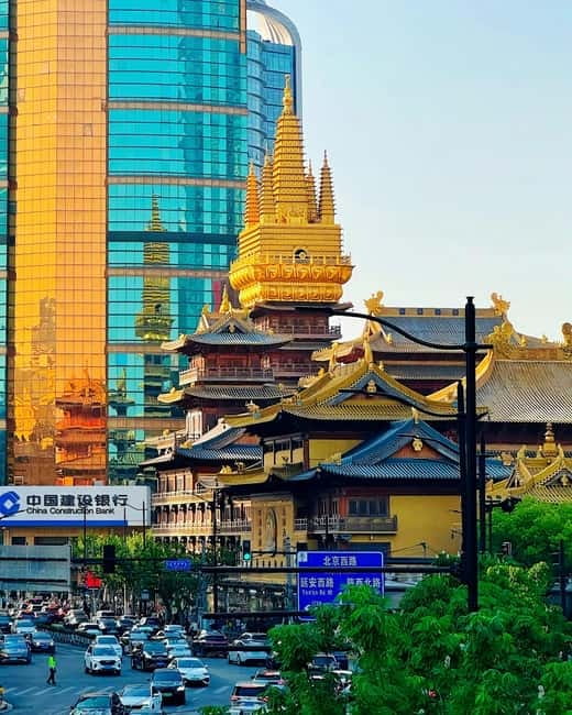 Shanghai: Jing'an Temple, Yu Garden, and Bazaar Private Tour - Timing, walking, and comfort