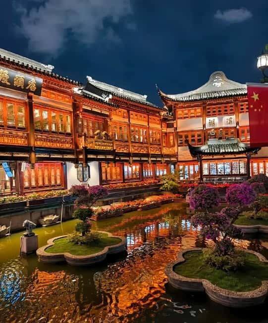 Shanghai: Jing'an Temple, Yu Garden, and Bazaar Private Tour - Jing’an Temple, a calm stop in the city center