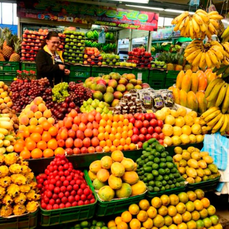 Shared Tour of Colombian Exotic Fruit at Paloquemao Market - Why Colombian Fruit Belongs on Your Bogotá Plans