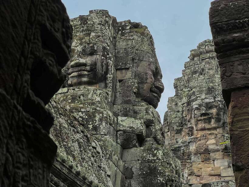 Siem Reap: Angkor Wat Sunrise and Market Tour by Jeep - Key points at a glance