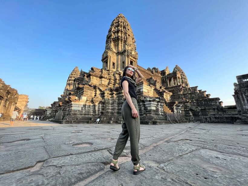 Siem Reap: Angkor Wat Sunrise and Market Tour by Jeep - What the $109 price really covers