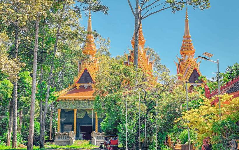 Siem Reap: FREE Market & Local Temple Tour - My verdict: book it for local context, not a major temple tour