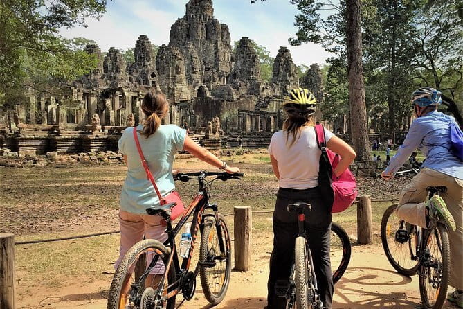 Siem Reap: Morning Bike Tours with Local Market & Lunch - What the $19.50 price really covers
