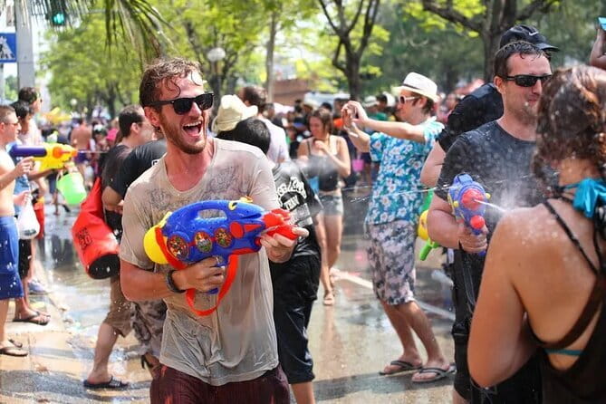Siem Reap Morning Market & Food Tour by Tuk Tuk - Ending among the Royal Independence Gardens