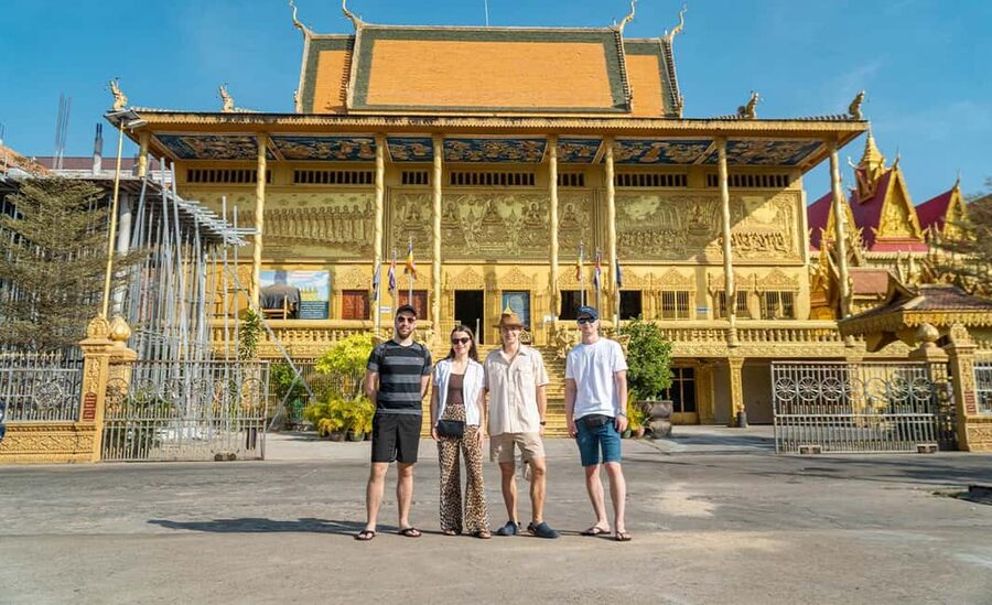 Siem Reap Morning Market & Food Tour by Tuk Tuk - Who will get the most from this food tour?