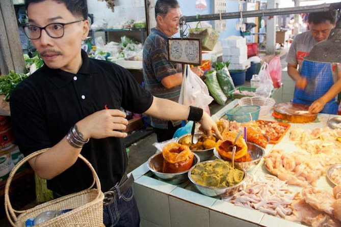 Silom Thai Cooking Experience with Market Visit - A hands-on class rather than a cooking show