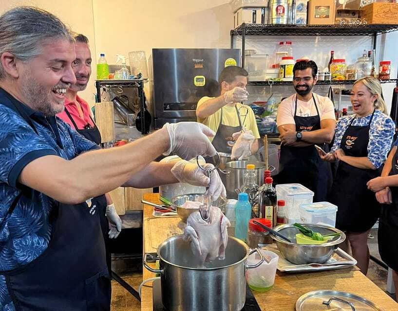 Singapore: Market-to-Table Experience and Cooking Class - Meeting point and practical planning