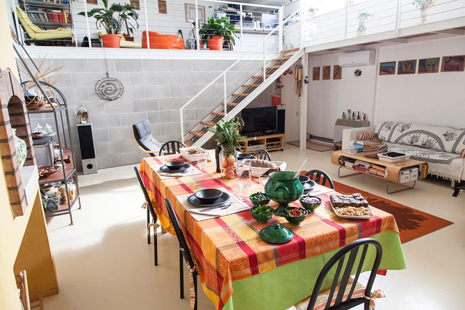 Small Group Market tour and Dining Experience at a Cesarina's home in Brindisi - From mozzarella shop to market basket