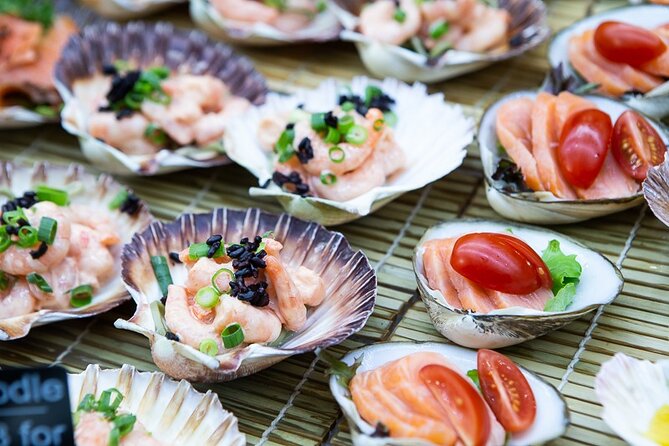 South Melbourne Market Foodie Tour - The seafood lesson is more than a sample