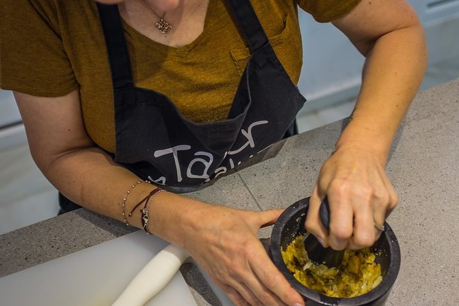 Spanish Cooking Class & Triana Market Tour in Sevilla - Key points before you book