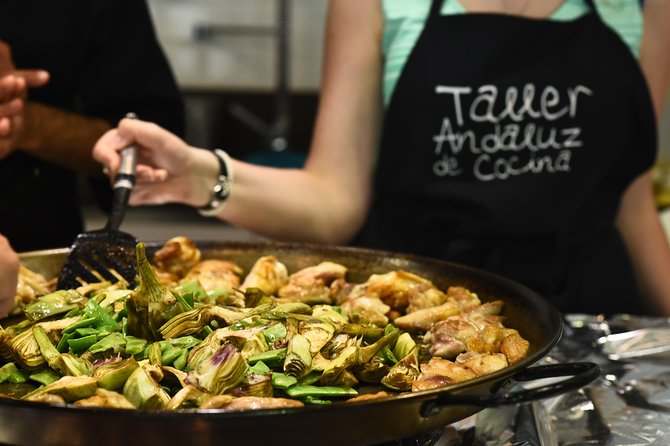 Spanish Cooking Class & Triana Market Tour in Sevilla - A guided walk through Triana’s food stalls