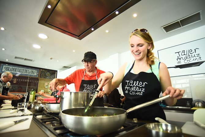 Spanish Cooking Class & Triana Market Tour in Sevilla - Cooking salmorejo and a Sevillian chickpea dish