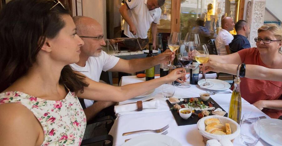 Split: Historical & Gastro Treasures Tour with Green Market - Why the Green Market is the right place to begin