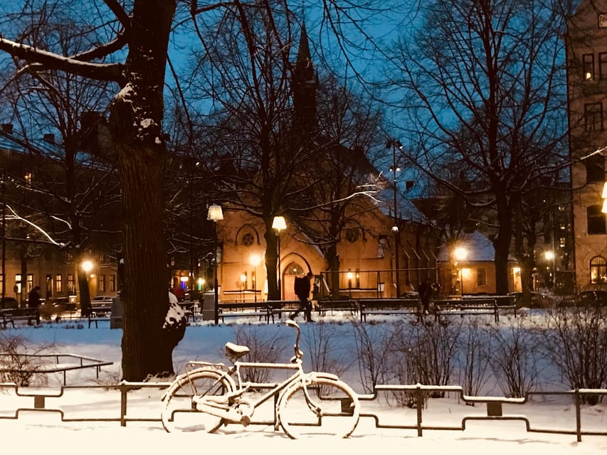 Stockholm: Christmas Markets & Lights Guided Walking Tour - Stockholm’s Old Town market under Christmas lights