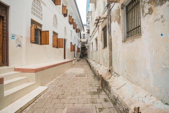 Stone Town Evening Walk Tour With Visit Food Markets - Key points to know before you book