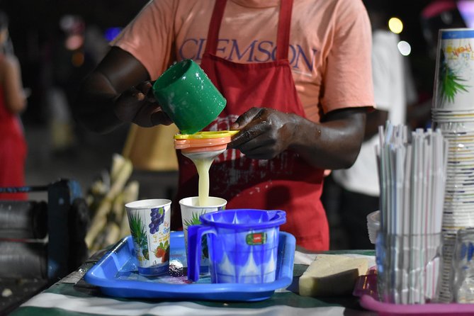 Stone Town Evening Walk Tour With Visit Food Markets - Forodhani Gardens turns the walk into dinner