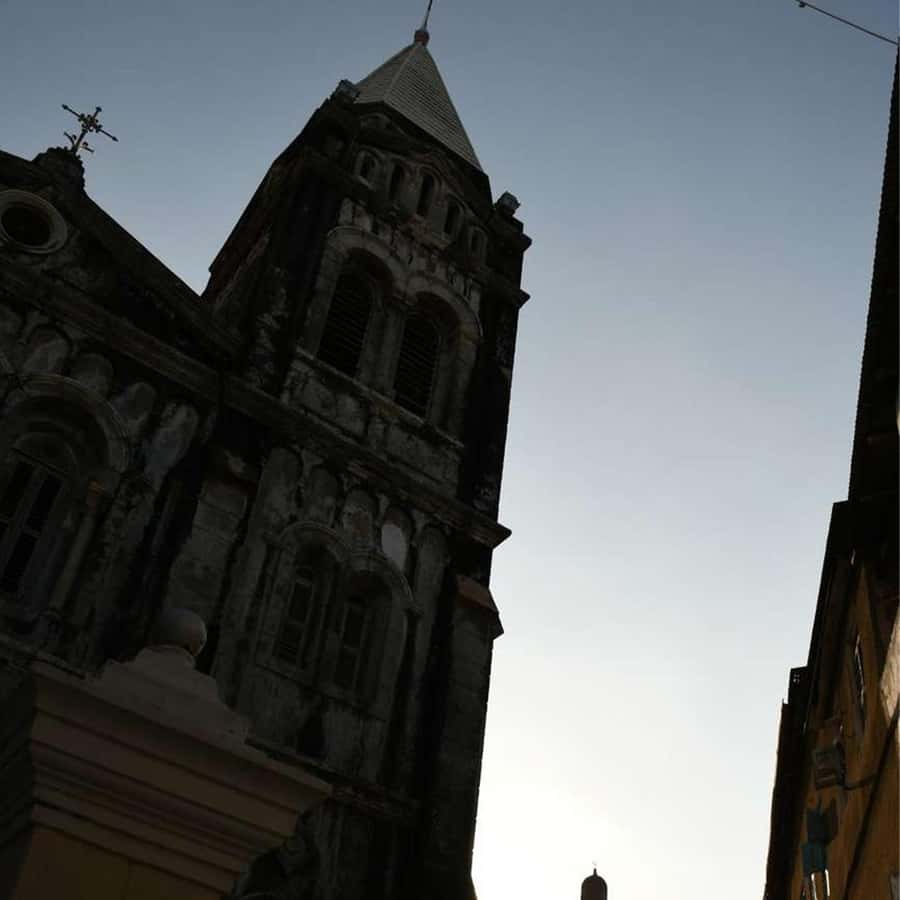 Stone Town Guided Tour: Culture, Slave Market & Spice Market - The Old Fort and Stone Town’s public square