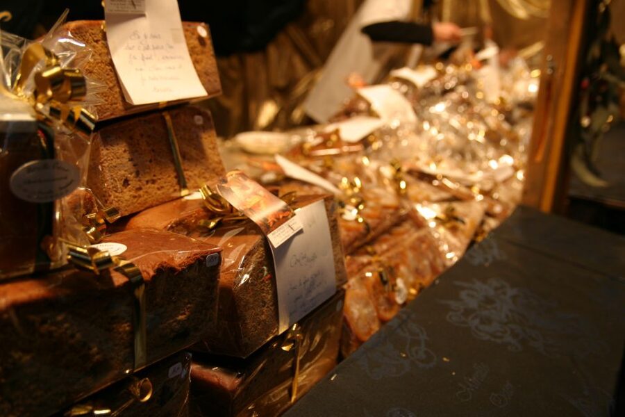 Strasbourg Christmas Market tour - Hot wine, pretzels, and kugelhopf