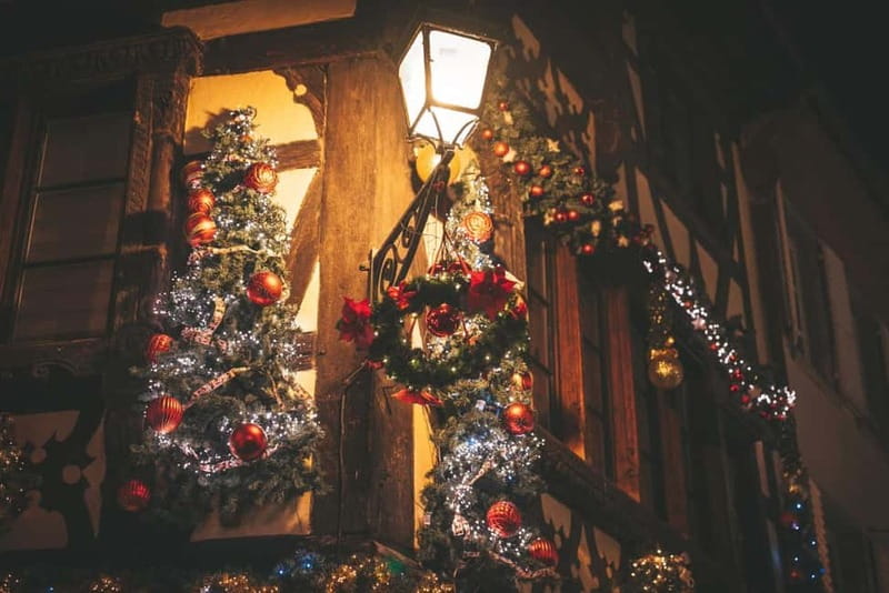 Strasbourg Christmas market tour and culinary city tour with tastings - Small group size, languages, and meeting point