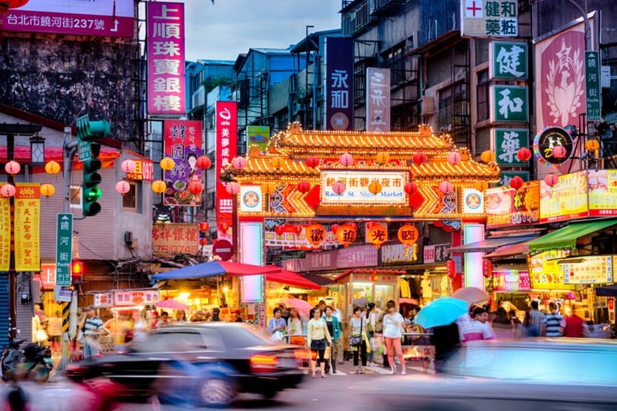 Taipei: 2-Hour Raohe Night Market Walking Tour - Who should book this experience