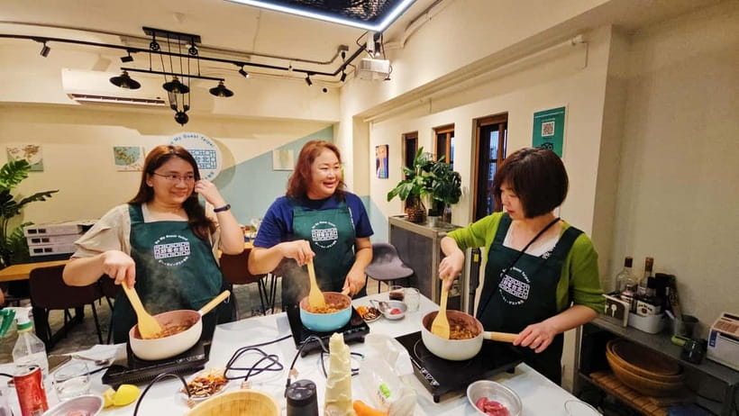 Taipei: Cooking Class & Market Adventure Historic Dadaocheng - Timing, booking, and cancellation