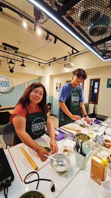 Taipei: Cooking Class & Market Adventure Historic Dadaocheng - Who should book this Dadaocheng class?