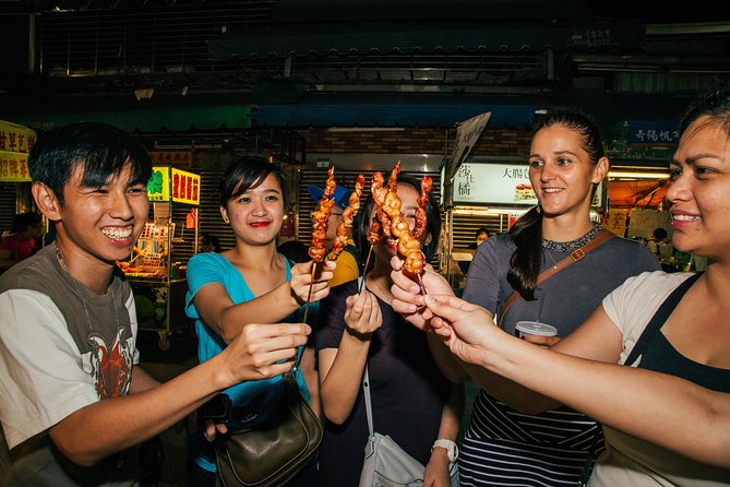 Taipei Food Tour: Night Market & Convenience Store(Food Included) - Huaxi Street Night Market and the more unusual bites