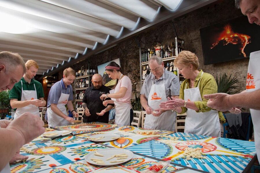 Taormina: Sicilian Cooking Class w/ a Visit to Local Market - Key points at a glance