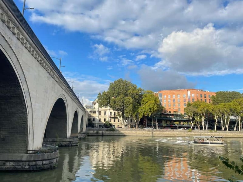 Tbilisi 2 Parks: Turtle Lake & Dedaena Park with Flea Market - The final call