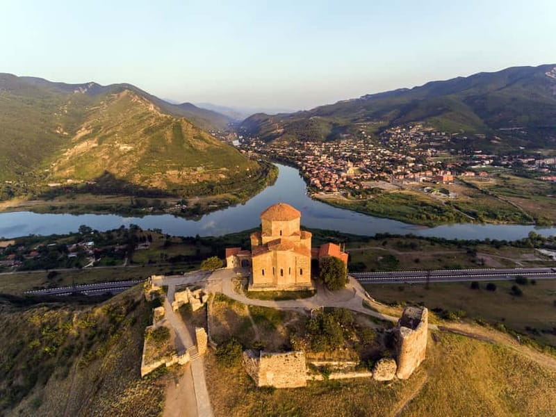 Tbilisi: Mtskheta Jvari Bazaar, Chronicles of Georgia & Wine - Practical advice for a smoother day