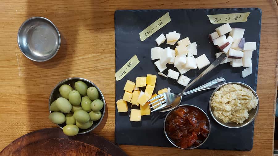 Tel Aviv: 2-Hour Jaffa Flea Market Tour with Tastings - The first tastes: Libyan kuskus and North African influence
