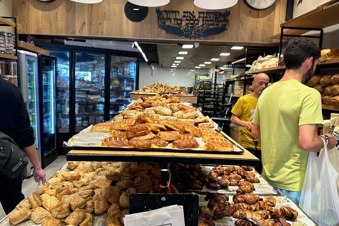 Tel Aviv: Carmel Market Food Tasting Tour “Shuk Hacarmel” - How long does the tour really take?