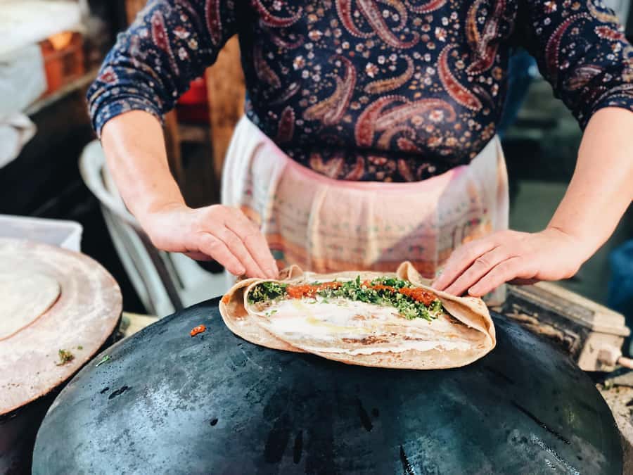 Tel Aviv: Carmel Market & Tel Aviv Tour with Tastings - From Kaufman 2 to Tel Aviv’s first railway gateway